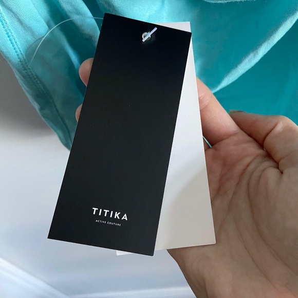 NWT TITIKA BUILT IN BRA SPORT WORKOUT TANK SUPPORT BLUE BUTTER YOGA ACTIVEWEAR - Picture 5 of 8